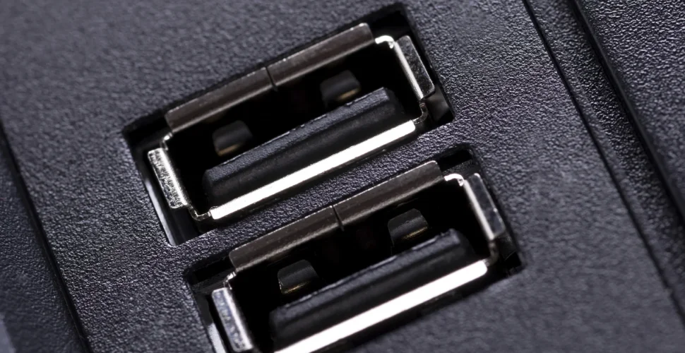 SnapPower - USB Port in Steckdose eingebaut