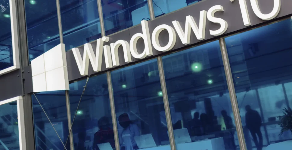 Microsoft - Präsentation von einigen neuen Windows 10 Geräten